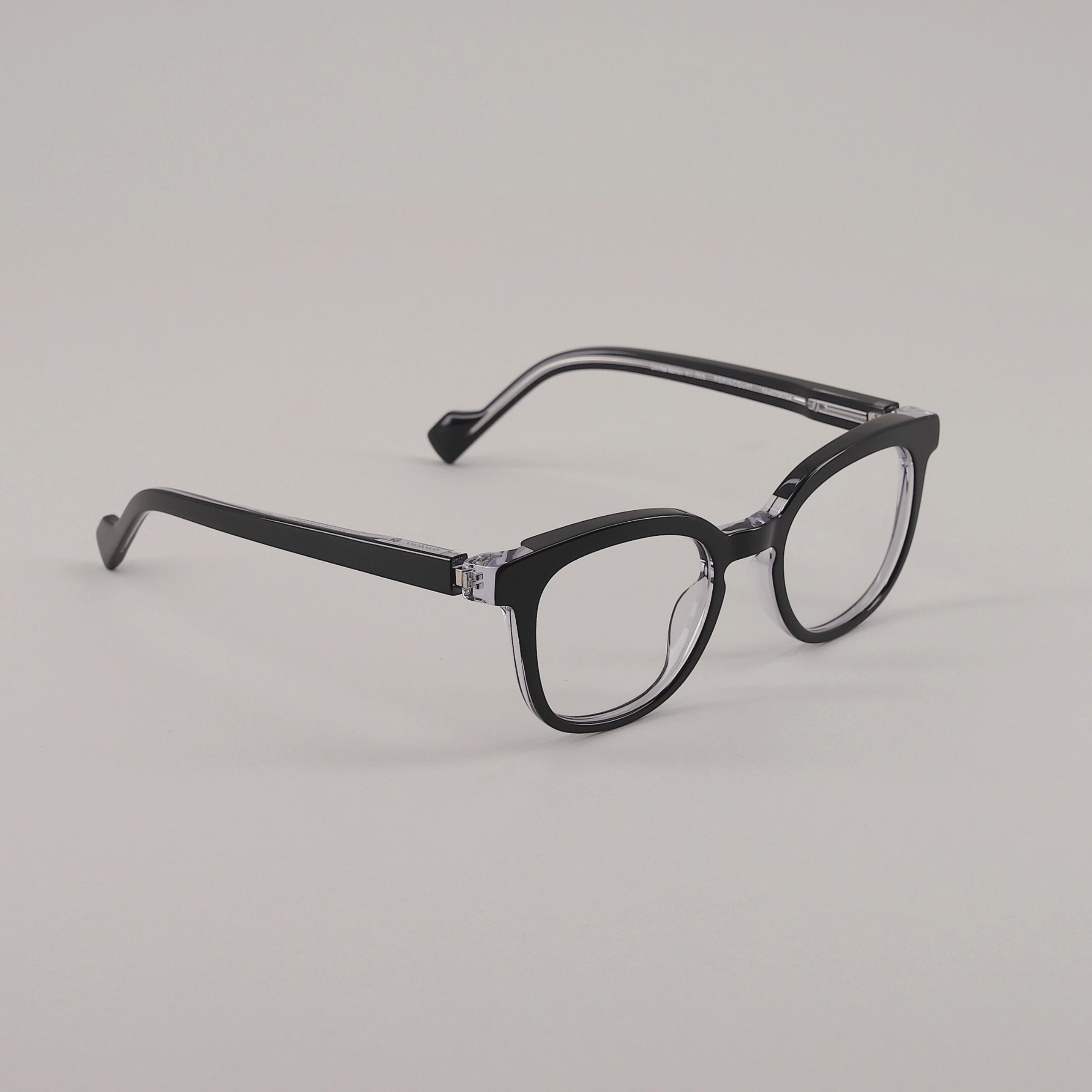 #color_black clear