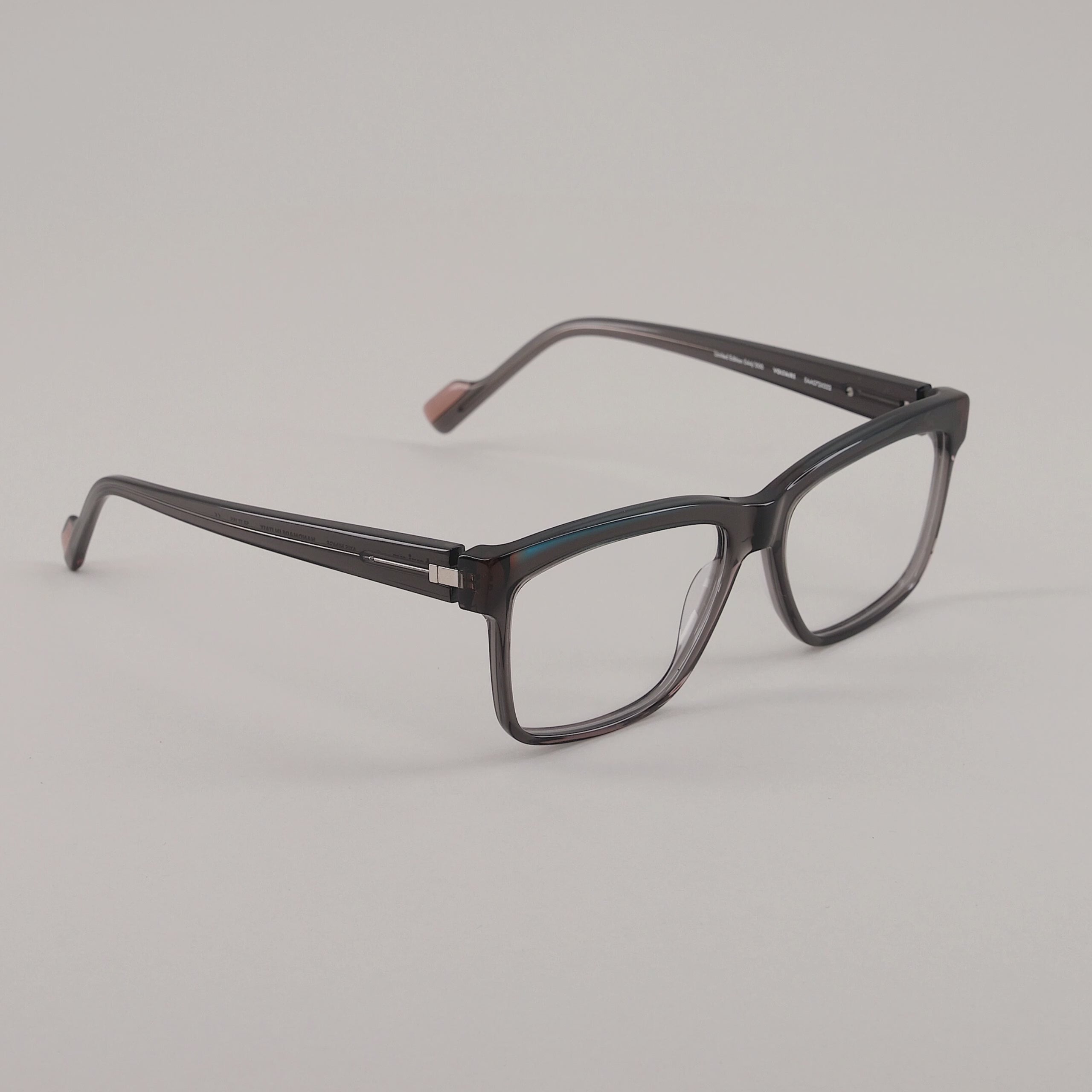 #color_black, blue, brown