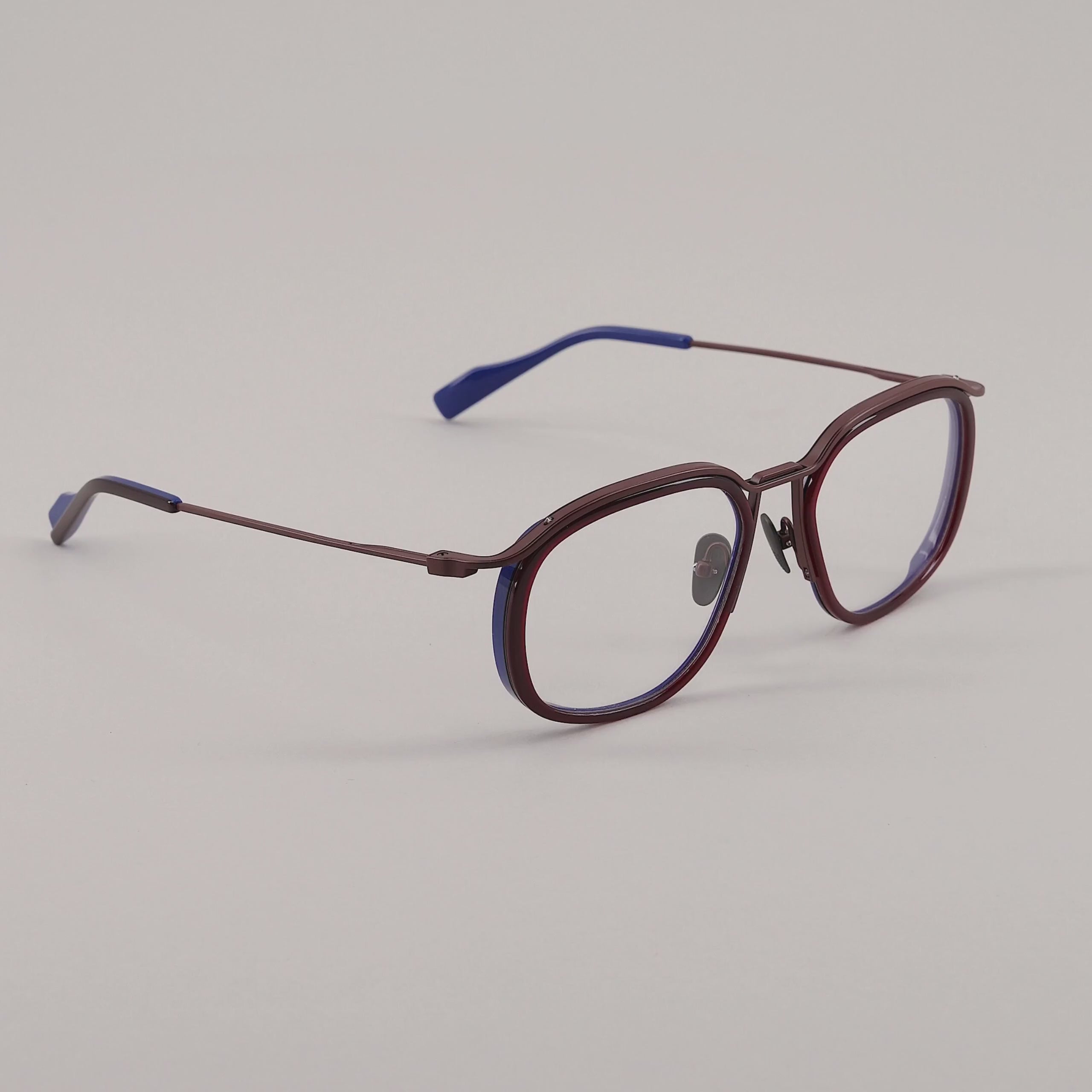 #color_burgundy and blue