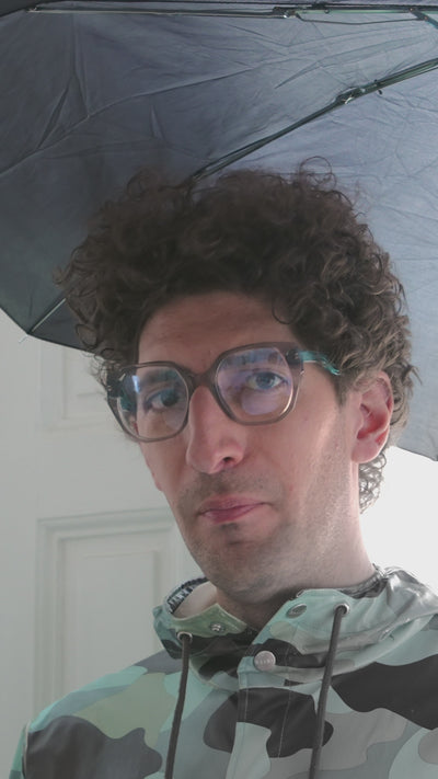 Tarian-eyewear-designer-Jeremy-wearing-verneuil