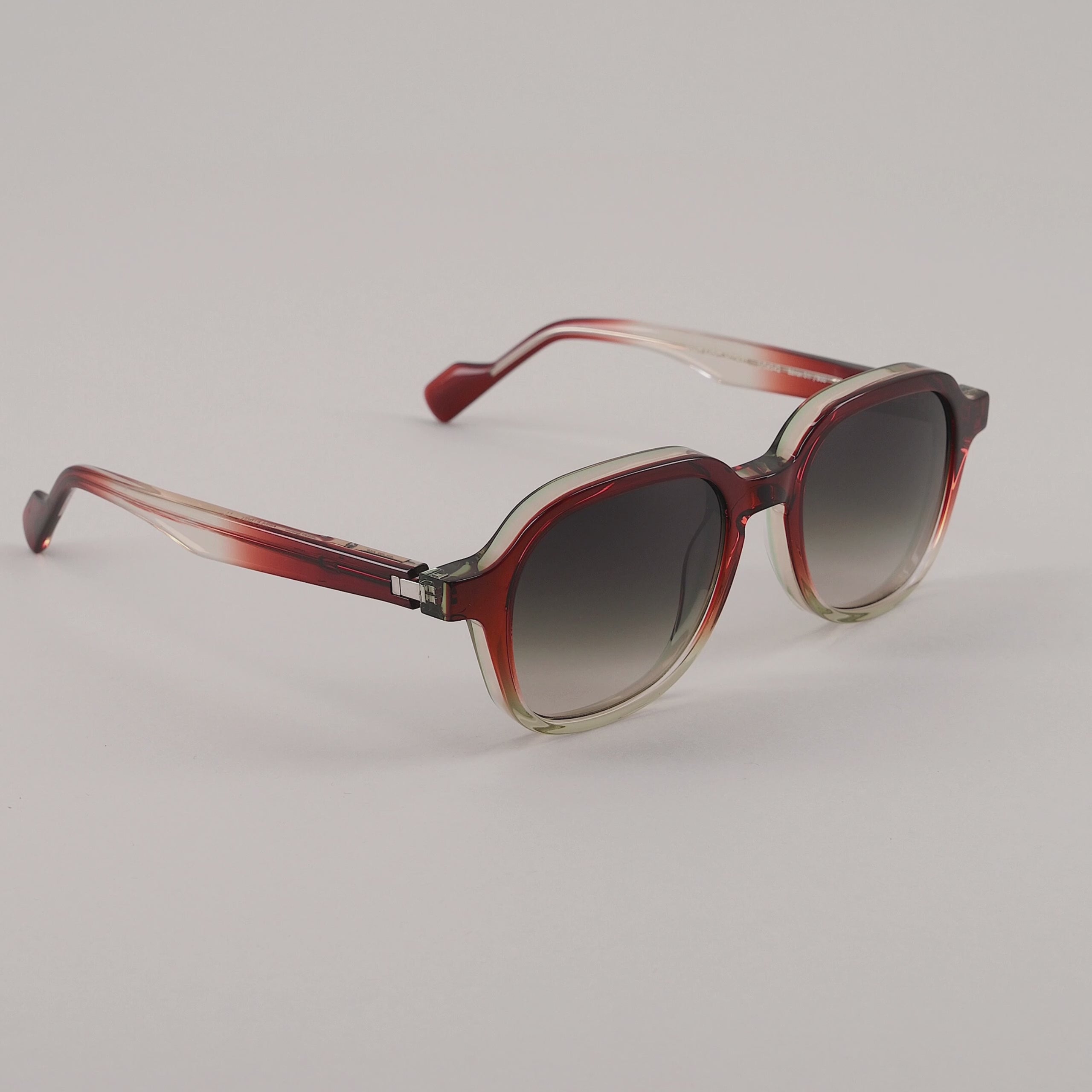 #color_brown gradient clear