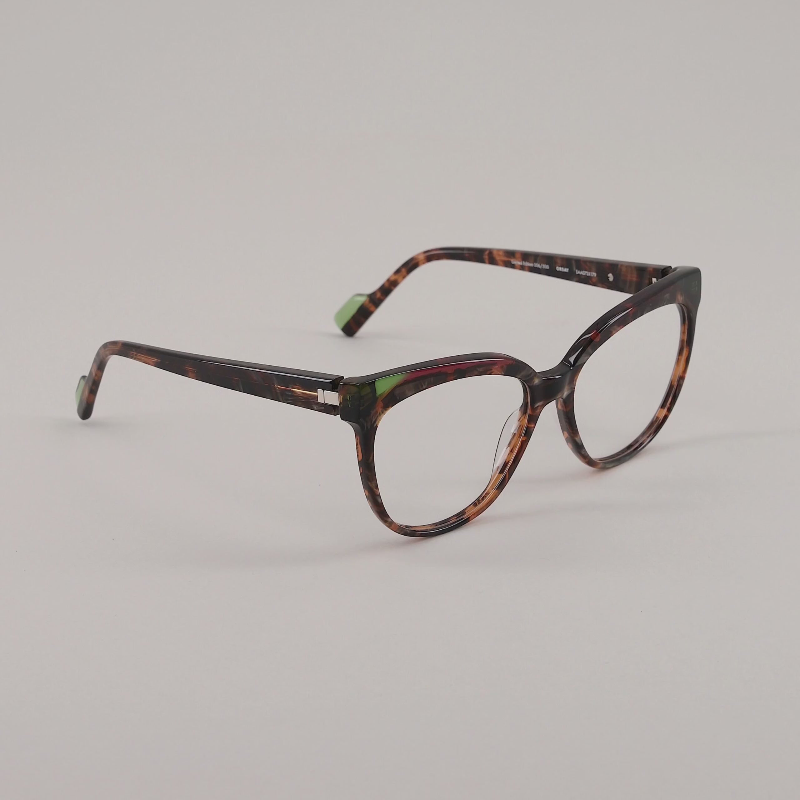 #color_tortoise shell clear green and burgundy