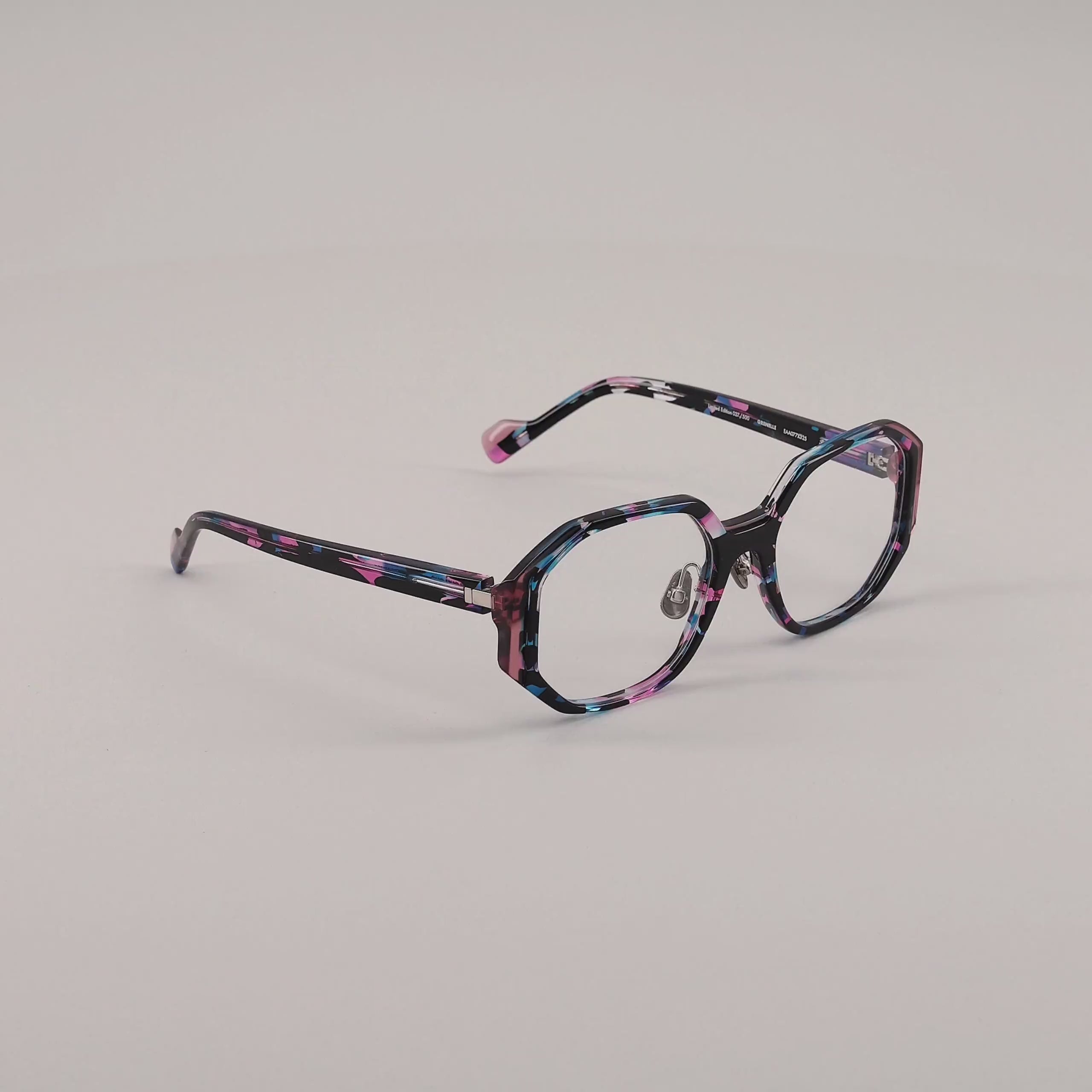 #color_Tortoise shell multi pink, blue