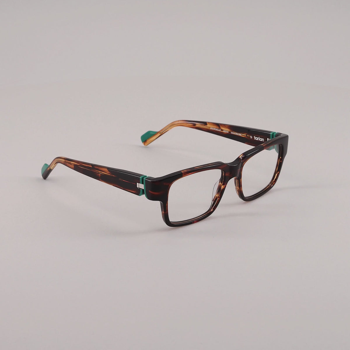 #color_Tortoise shell and green