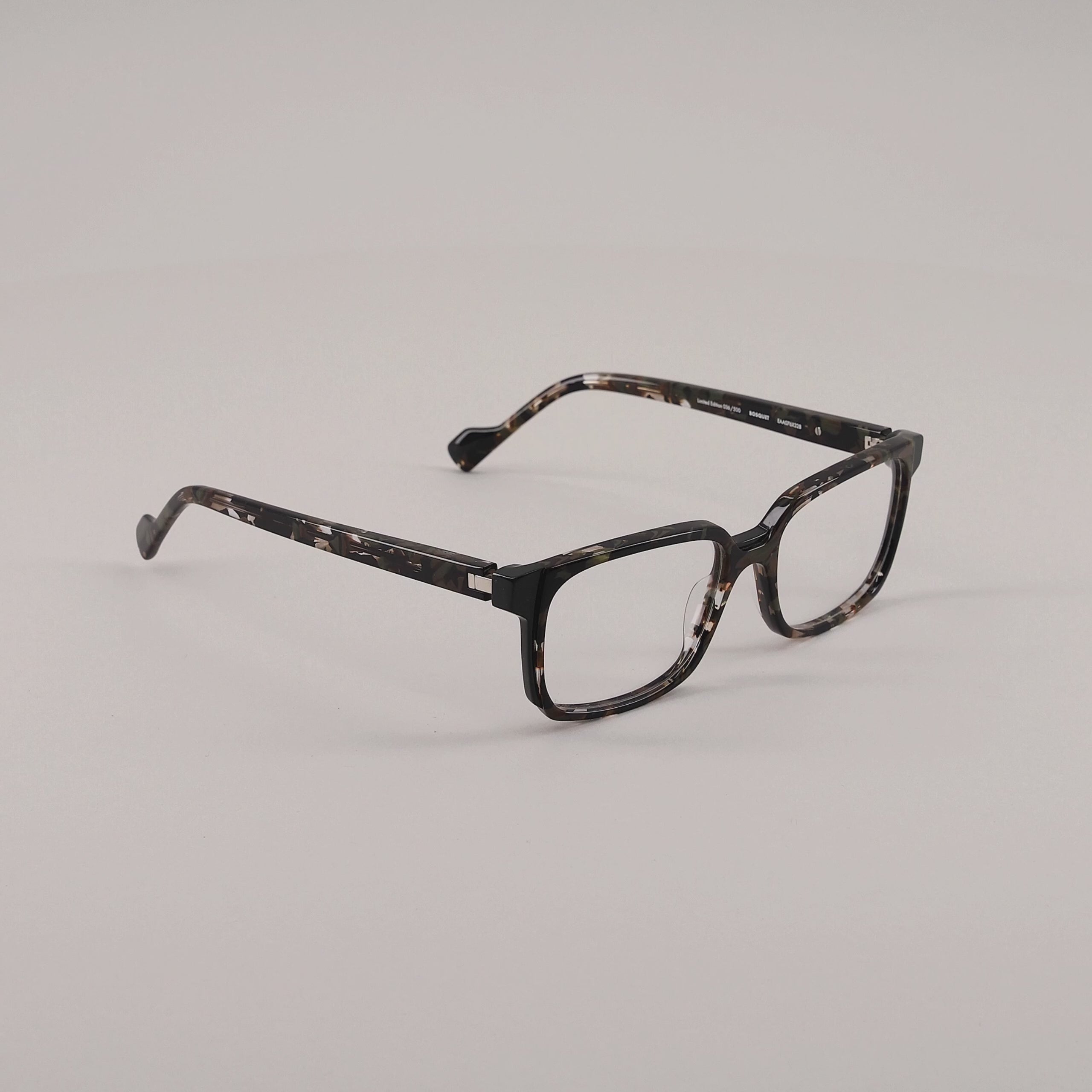 #color_Tortoise shell army
