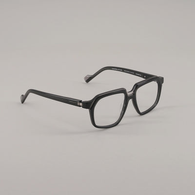 #color_black and grey